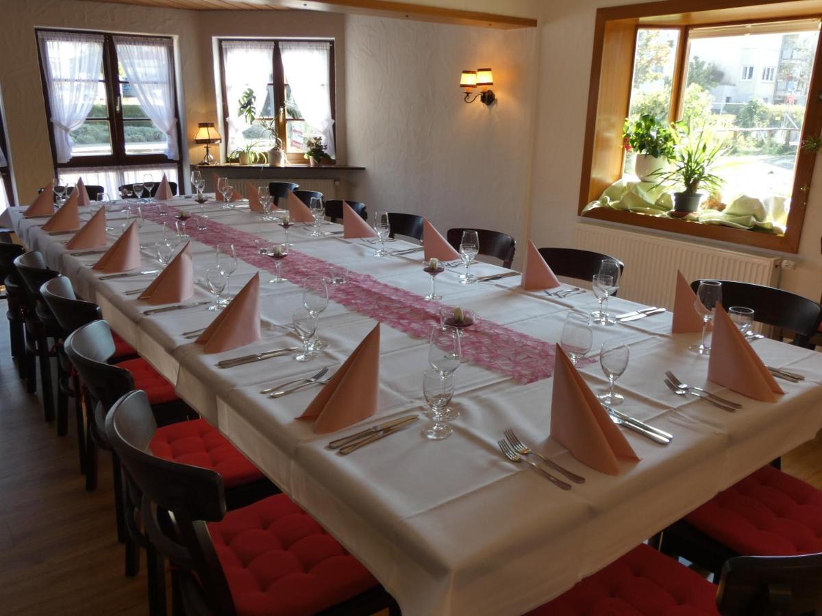 Gasthof Zum Engel Ballrechten-Dottingen Ngoại thất bức ảnh